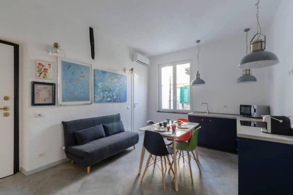 Castelli'S Apartments Campo 16 Genoa Exterior photo