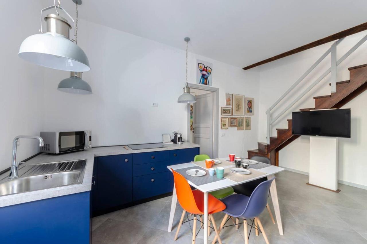 Castelli'S Apartments Campo 16 Genoa Exterior photo
