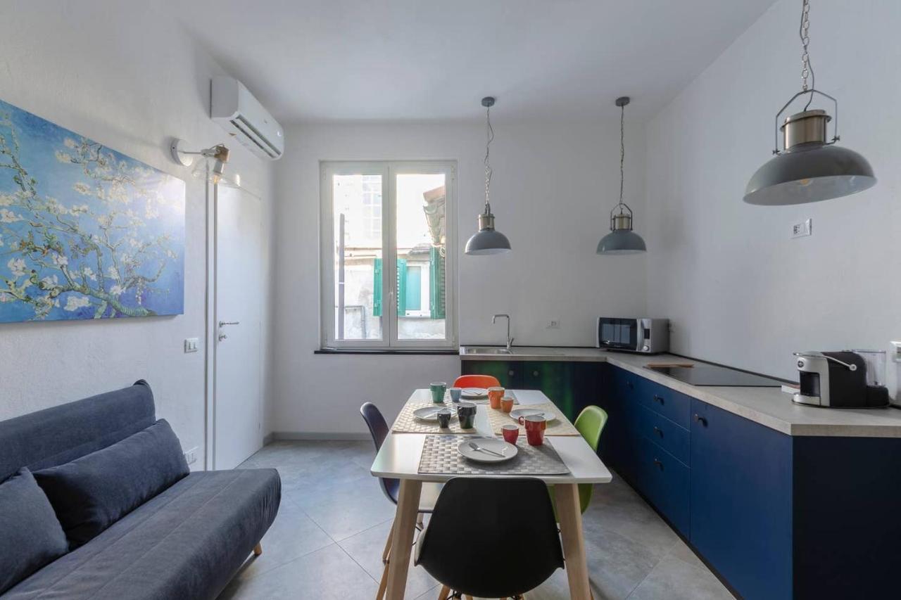 Castelli'S Apartments Campo 16 Genoa Exterior photo